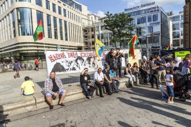 insanlar cinayet ve Kürt peopl ihlali karşı göstermek
