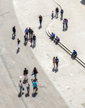 insanlar zeil öğle Frankfurt'ta yürüyüş