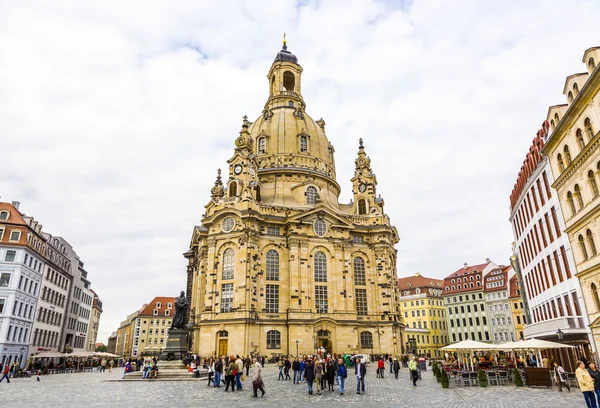 Pohled na frauenkirche v Drážďanech — Stock fotografie