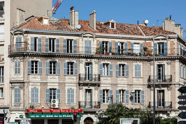 Marseille Frankrijk April 2015 Oud Gebouw Met Restaurant Aan Corniche — Stockfoto