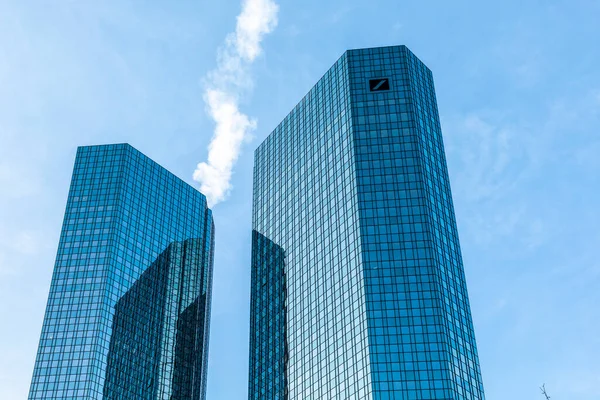 Frankfurt Germany November 2020 Facade Headquarter German Bank Mirroring Skyscraper — Stock Photo, Image