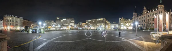 Wiesbaden Alemanha Dezembro 2020 Visão Noturna Praça Mercado Com Prefeitura — Fotografia de Stock