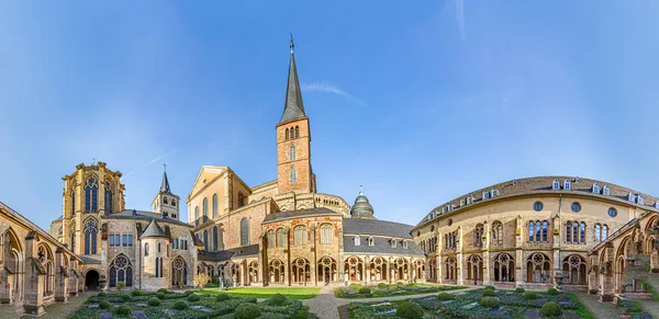 Trier Germany November 2020 Scenic Garden Cemetery Monastery Cathedral Trier — Stock Photo, Image