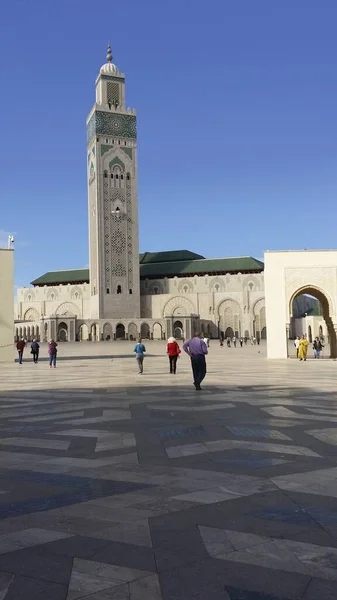 Rabat Marocko November 2016 Människor Besöker Moskén Hassan Rabat — Stockfoto