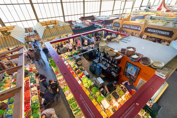 Frankfurt Germany March 2014 View Kleinmarkthalle Traditional Covered Market Sells — Stock Photo, Image