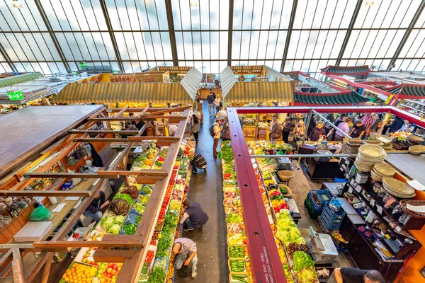 Frankfurt Germany March 2014 View Kleinmarkthalle Traditional Covered Market Sells — Stock Photo, Image