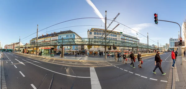 Bonn Allemagne Novembre 2020 Personnes Traversant Rue Principale Place Bertha — Photo