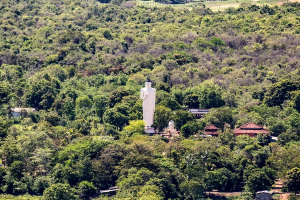 Giant Boeddhabeeld Buurt Van Voet Van Burcht Sigiriya Rots Fort — Stockfoto