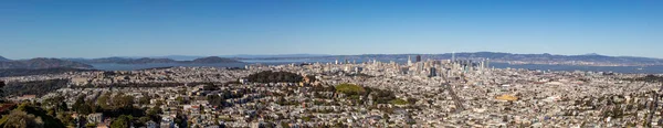 Widok Panoramę San Francisco Słoneczny Dzień — Zdjęcie stockowe