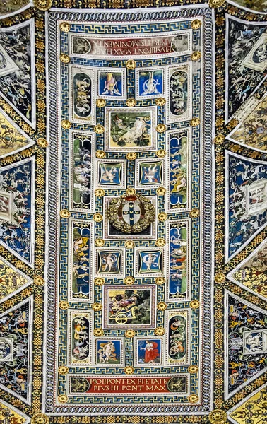 Sienna Italy Dec 2013 Ceiling Siena Duomo Tuscany Italy — Stock Photo, Image