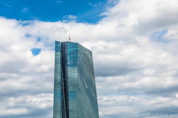 Frankfurt Germany July 2017 View Ecb Building Reflections Blue Sky — 图库照片