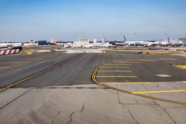 New York Usa Oct 2017 Aircrafts Runway Apron Jfk Airport — Stock Photo, Image