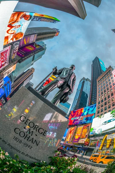 New York Usa Oct 2017 Neon Advertising News Brands Theaters — Stock Photo, Image