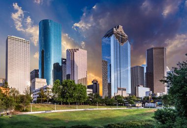 housto, Texas'ın parlak günbatımı manzarası