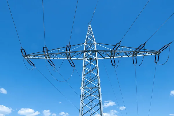 Torre Alta Tensione Uno Sfondo Del Cielo — Foto Stock