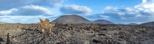 Yaiza Spanien Mars 2017 Djävulsskylt Vid Ingången Till Nationalparken Timanfaya — Stockfoto