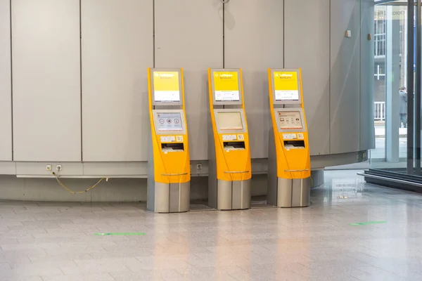 Frankfurt Tyskland Februari 2022 Lufthansa Incheckning Maskin Vid Frankfurt Internationella — Stockfoto