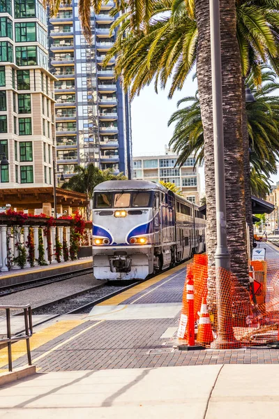 San Diego Usa June 2012 Diesel Locomotive Entering Historic Train — Stock Photo, Image