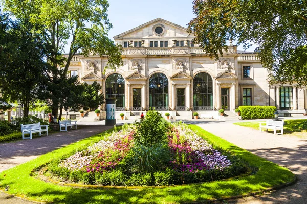 Wiesbaden Alemanha Julho 2012 Famoso Cassino Wiesbaden Alemanha Durante Dia — Fotografia de Stock