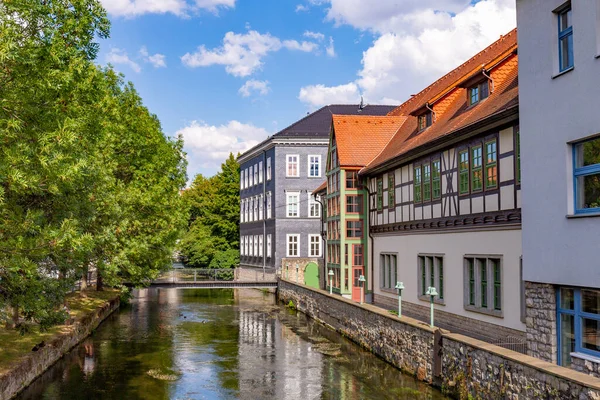 Casas Históricas Antigas Idílico Rio Gera Erfurt Alemanha — Fotografia de Stock