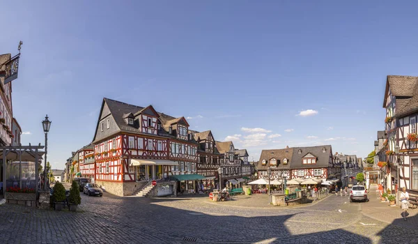 Braunfels Niemcy Lipca 2018 Widok Rynek Braunfels Zabytkowymi Drewnianymi Domami — Zdjęcie stockowe