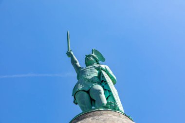 Detmold Hermannsdenkmal Cheruscian, Almanya yakınlarındaki Teutoburg Ormanı 'ndaki Arminius Anıtı