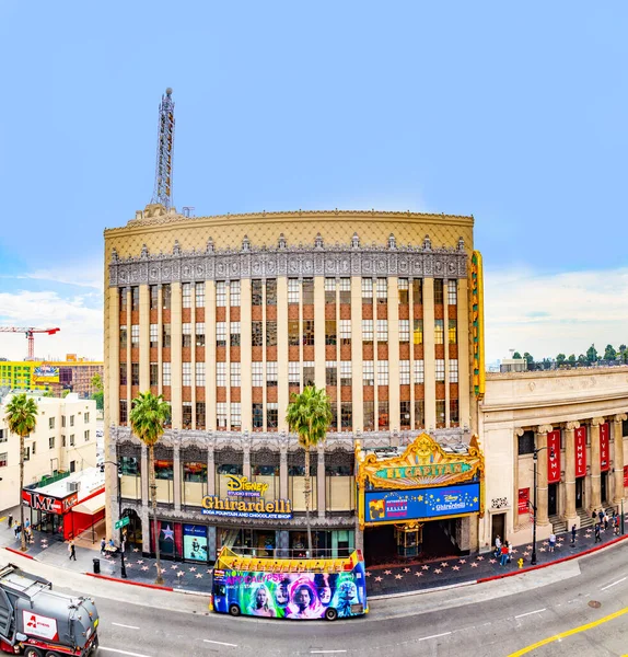 Los Angeles Usa Března 2019 Hollywood Fasáda Slavného Kina Capitan — Stock fotografie