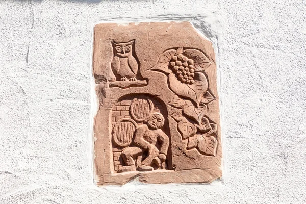 Hochheim Germany April 2021 Sandstone Signet Winery Owl Vine Leaf — ストック写真