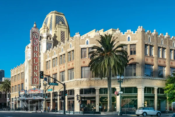 Oakland Usa May 2022 Morning Sun Rises Iconic Fox Oakland —  Fotos de Stock