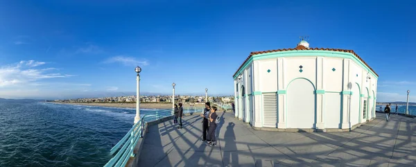 Redondo Beach Usa March 2019 People Enjoy View Scenic Pier — Stock Photo, Image