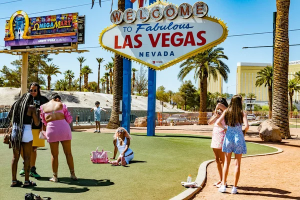 Las Vegas Usa May 2022 Tourists Have Selfi Faboulos Las — 스톡 사진
