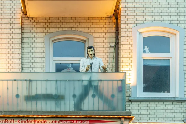 Westerland Germania Febbraio 2022 Cantante Elvis Presley Come Burattino Balcone — Foto Stock