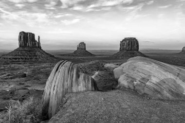 Monument Valley, ABD 'deki West Eldiven Butte manzarası