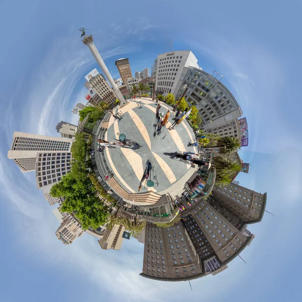 San Francisco June 2022 People Enjoy Sitting Union Square Heart — Stockfoto