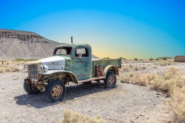 old stage wagon in Ghost town and former Gold Town of Ballarat, near the Panamid mountains, USA