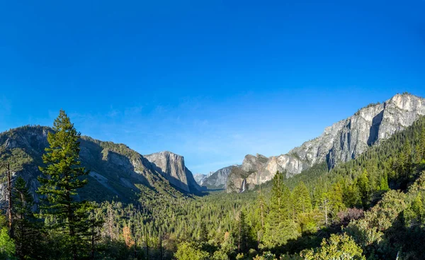 View Yosemite Valley Rock Capitan Bridal Veil Waterfall Usa — Stock Photo, Image