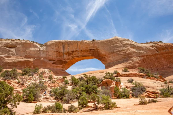 Wilson Arch Semi Desert Landscape Moab Utah Usa — стокове фото