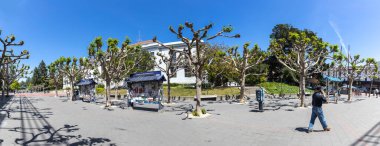 Oakland, USA - May 18, 2022: people enjoy scenic alley at the campus of Oakland university.