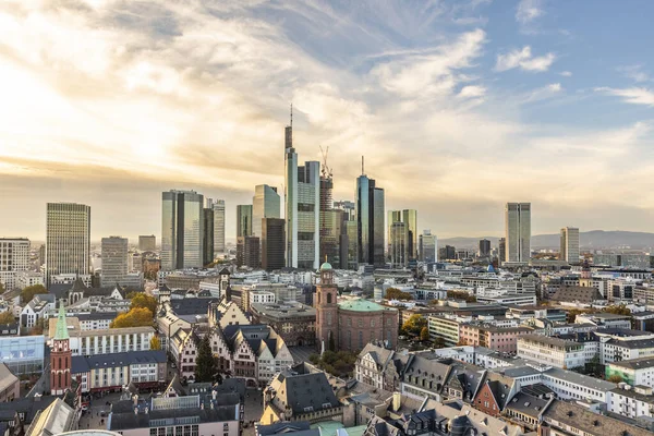 Malerischer Sonnenuntergang Mit Blick Auf Die Skyline Von Frankfurt Main — Stockfoto