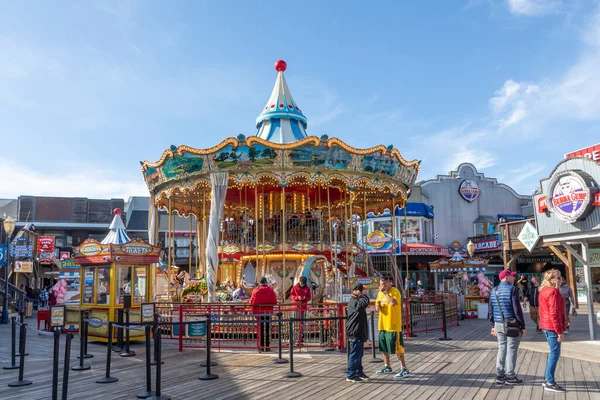 San Francisco Usa June 2022 Tourists Locals Enjoy Riverfront Pier — Stock Photo, Image