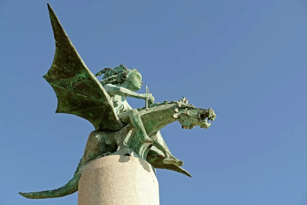 Бронзова Скульптура Німфи Драконі Віго Галісія Іспанія — стокове фото