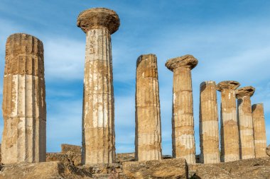 Agrigento, İtalya 'daki Tapınaklar Vadisi' ndeki Juno Yunan tapınağı. Juno Tapınağı, Tapınaklar Vadisi, Agrigento, Sicilya.