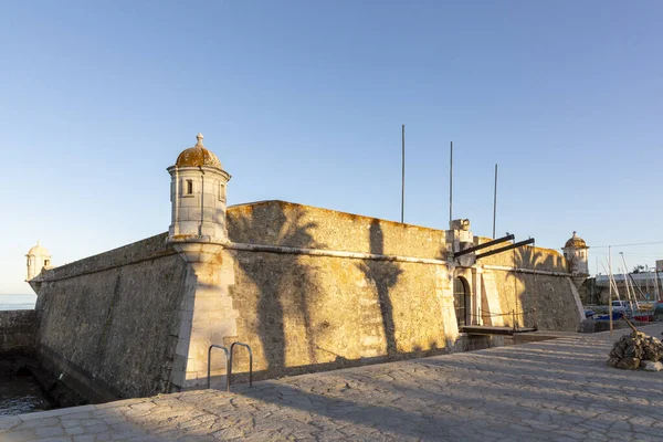 Αρχαίο Φρούριο Στο Λάγος Αλγκάρβε Πορτογαλία — Φωτογραφία Αρχείου