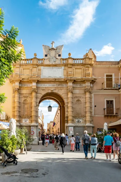 Marsala Italia Settembre 2022 Porta Nuova Nella Città Siciliana Marsala — Foto Stock