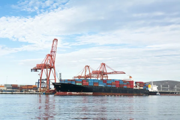 Cisterna de contenedores — Foto de Stock