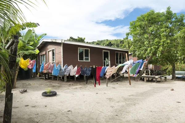 Casa mică polineziană — Fotografie, imagine de stoc