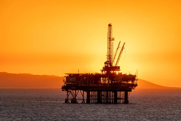 Offshore Oil Platform Coast California Moody Orange Sky Sun Sets — Stock Photo, Image