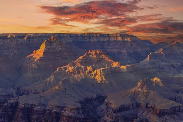 Una Vista Del Escarpado Pero Hermoso Dramático Parque Nacional Del —  Fotos de Stock