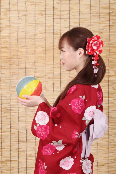 Profile of young asian woman in kimono — Stock Photo, Image