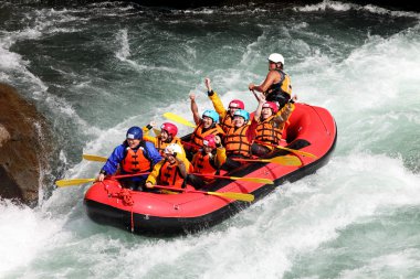 Nehir Rafting